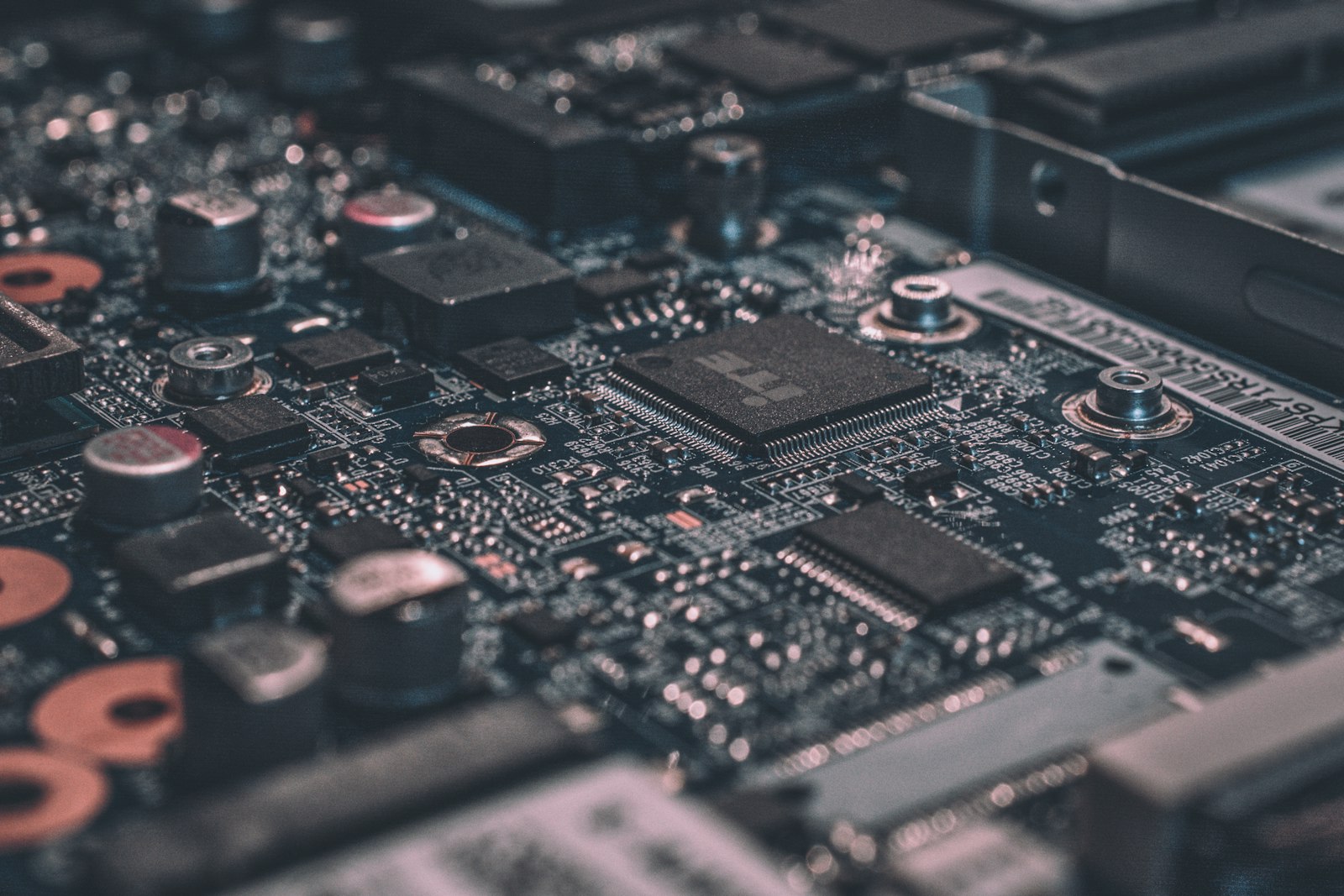 Ad spend reports on autopilot with a custom MCP reporting bot